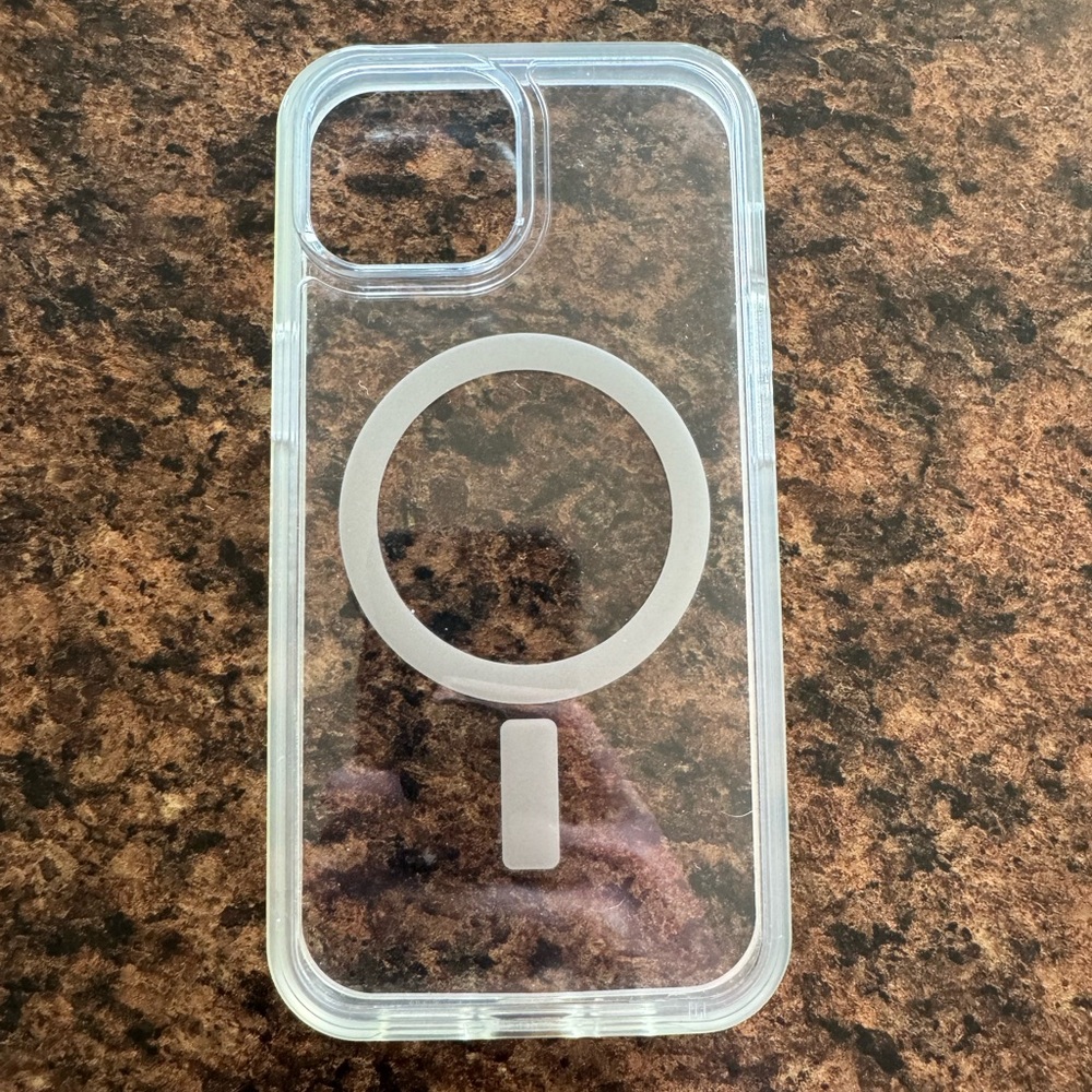 Otterbox iPhone 15 case
